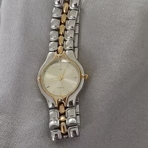 Two-Tone Silver and Gold Mens Quartz Bracelet Watch